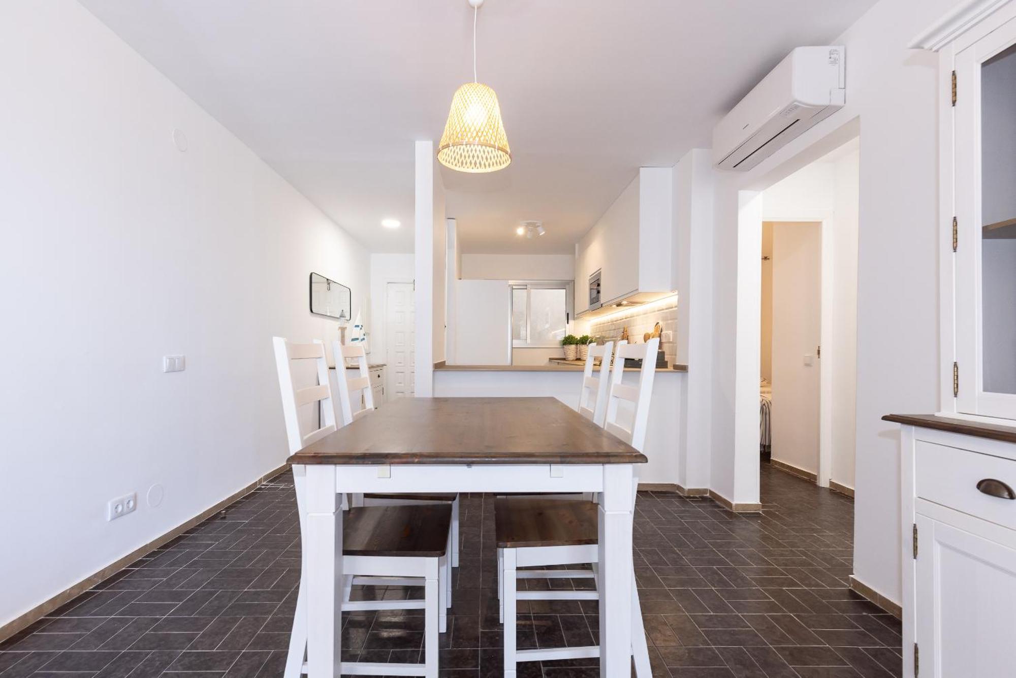 Uhc Dms Family Apartments Камбрілс Номер фото