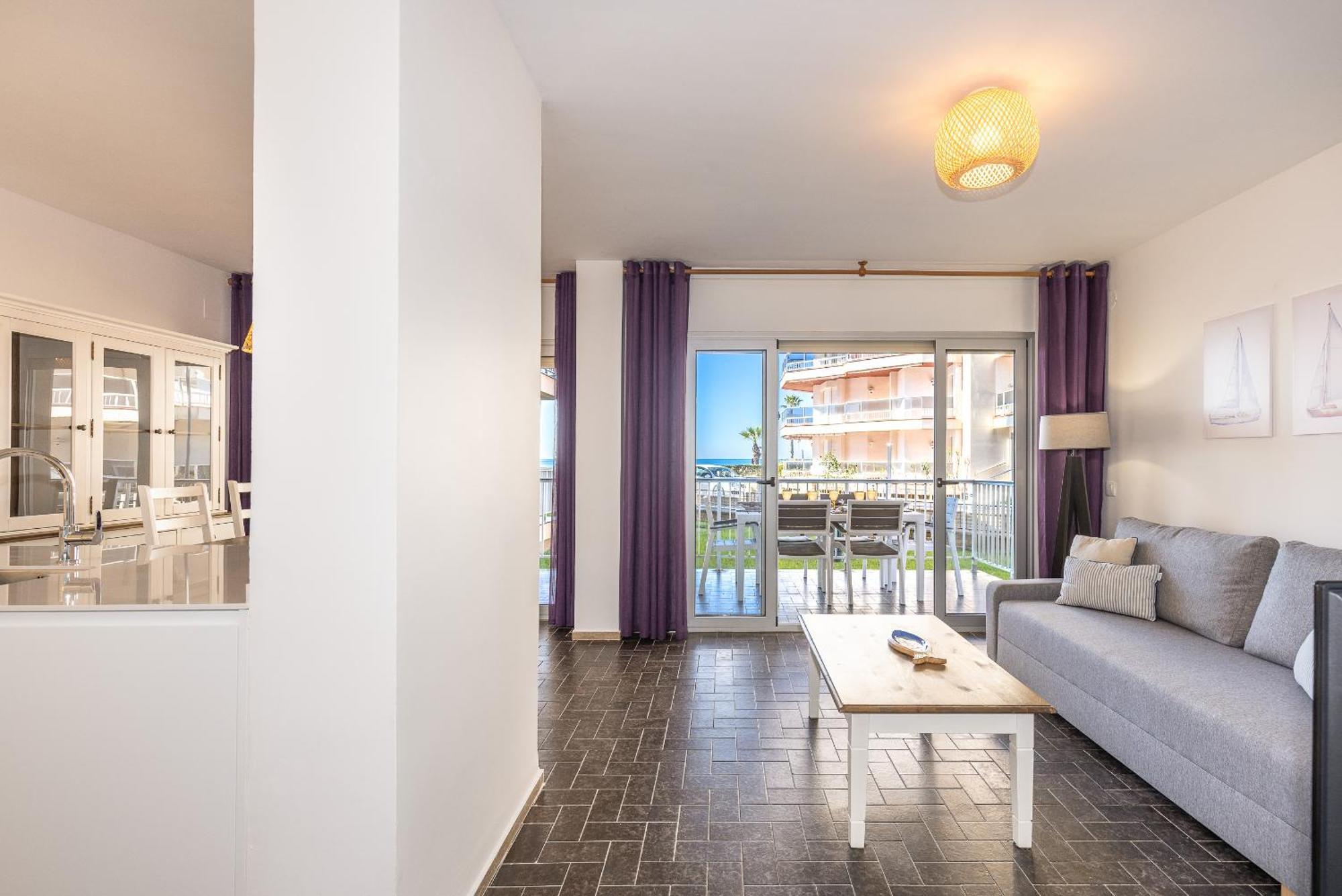 Uhc Dms Family Apartments Камбрілс Номер фото